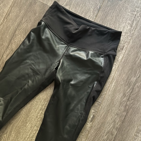 Athleta Gleam Tight 2.0 Leggings Black Size XS Style 348733-00 - Picture 4 of 6